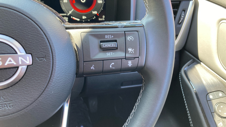 Nissan Qashqai 1.5 E-Power N-Connecta 5dr Auto Hybrid Hatchback